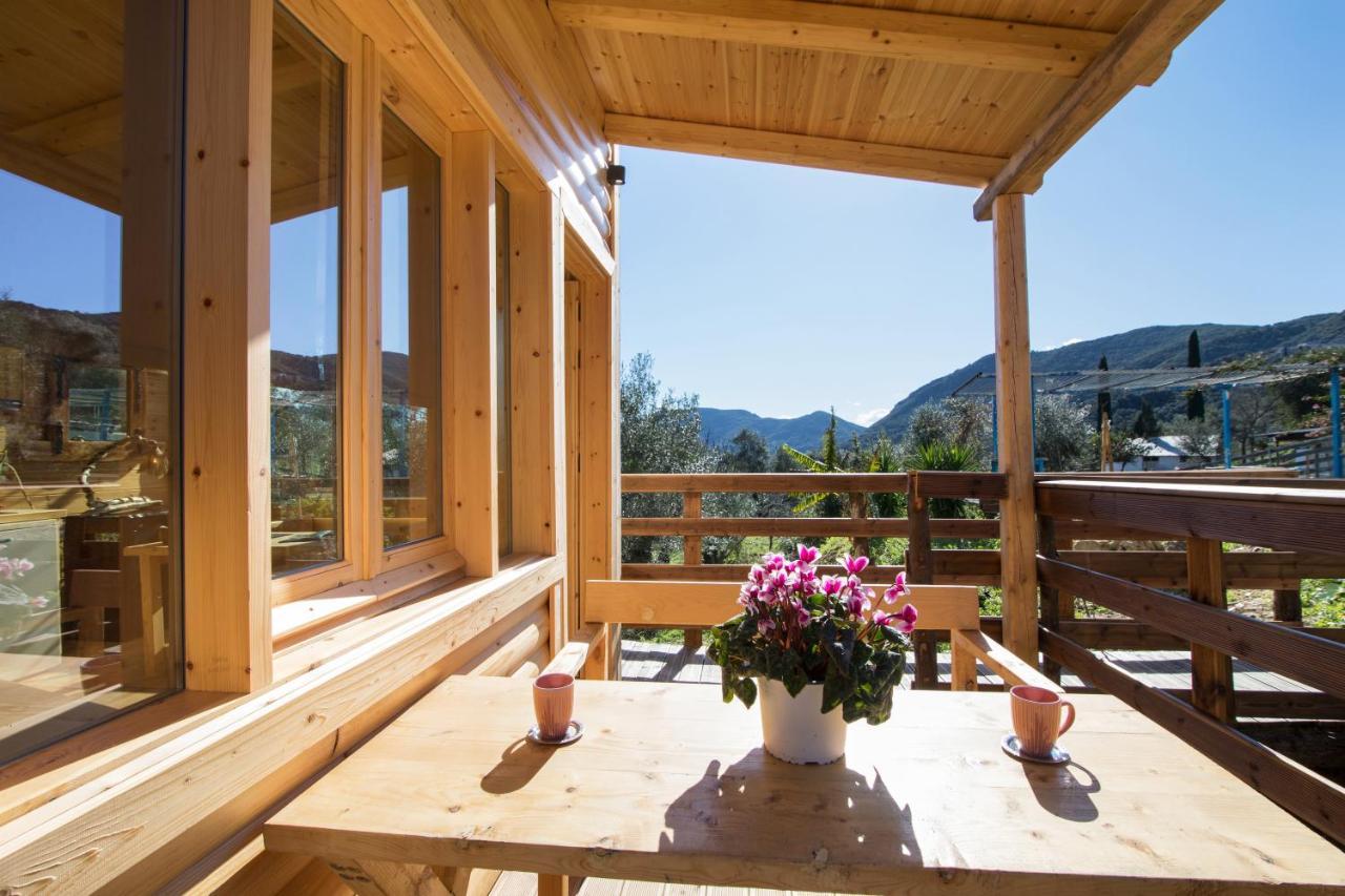 Romantic Tree House Kato Pavliana Exterior photo