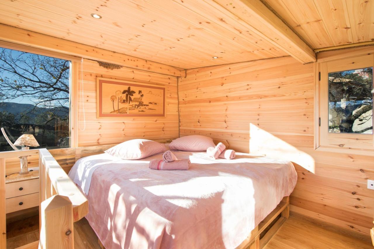 Romantic Tree House Kato Pavliana Exterior photo