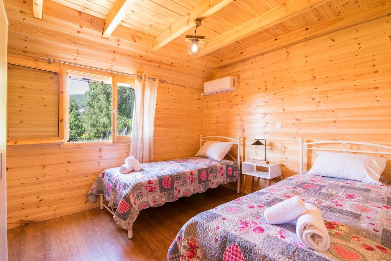 Romantic Tree House Kato Pavliana Exterior photo