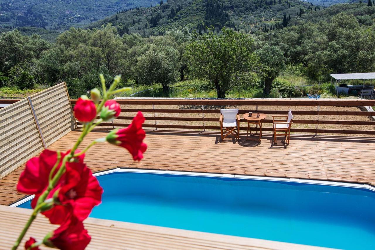 Romantic Tree House Kato Pavliana Exterior photo