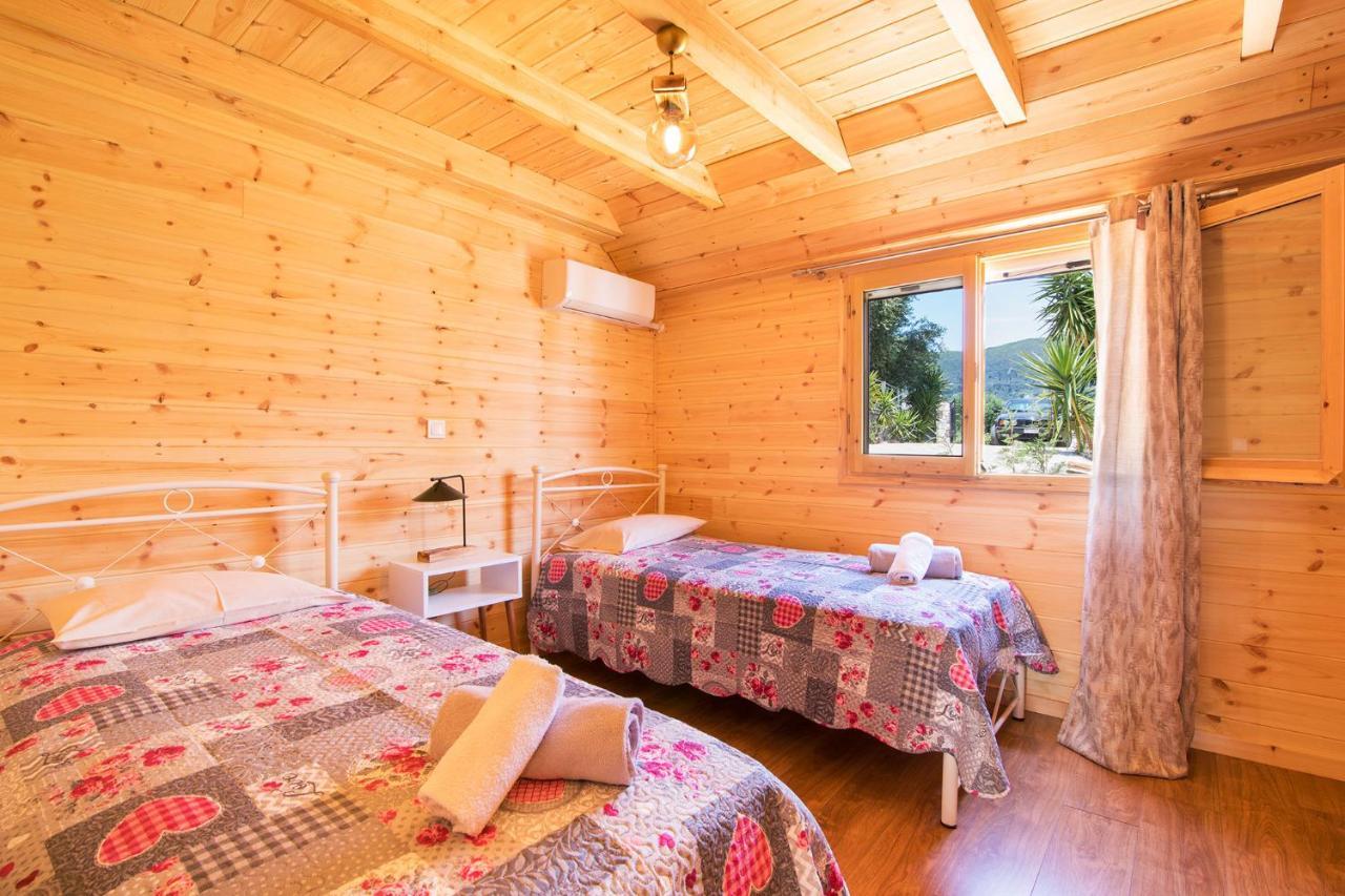 Romantic Tree House Kato Pavliana Exterior photo