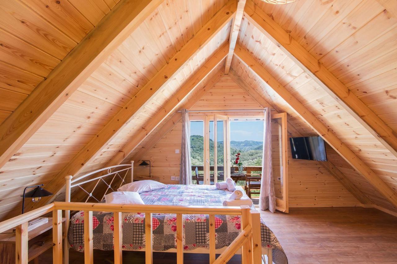 Romantic Tree House Kato Pavliana Exterior photo