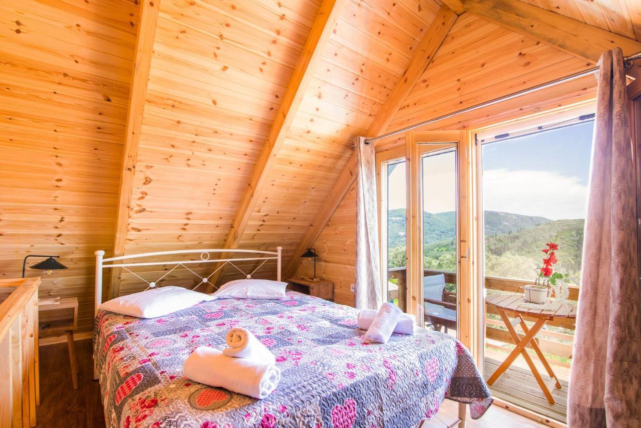 Romantic Tree House Kato Pavliana Exterior photo